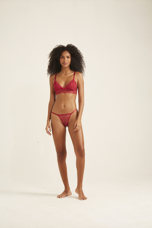 Calcinha String Renda Amanda DIVINO